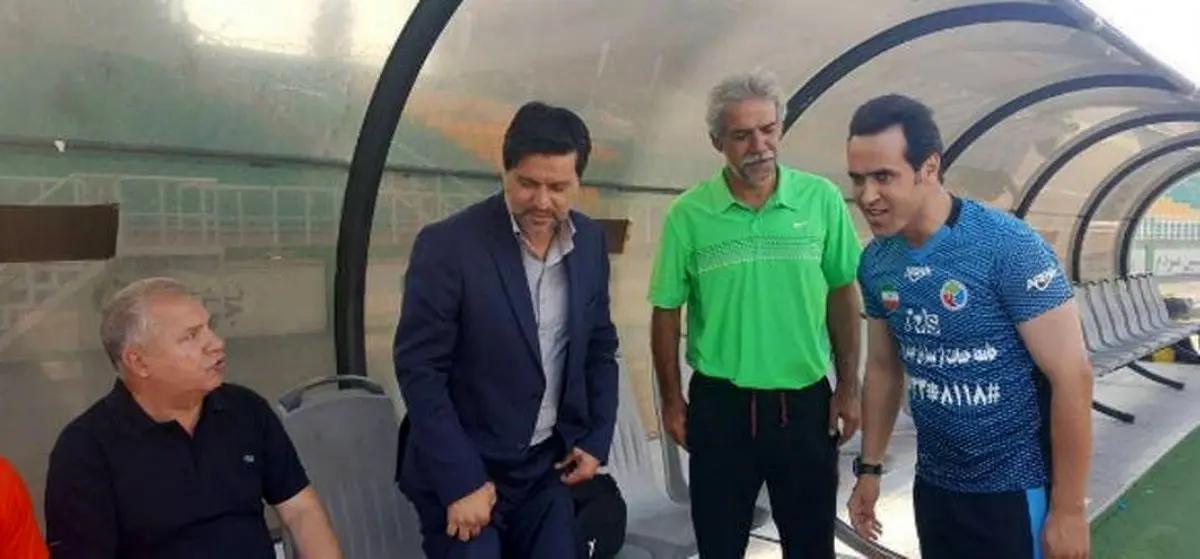 علی کریمی به تمرین تیم ستارگان رفت/ علی دایی: من هم شاید بروم+ عکس