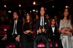 تصویری جالب از مسی و رونالدو پیش از شروع مراسم برترین های سال فیفا/عکس