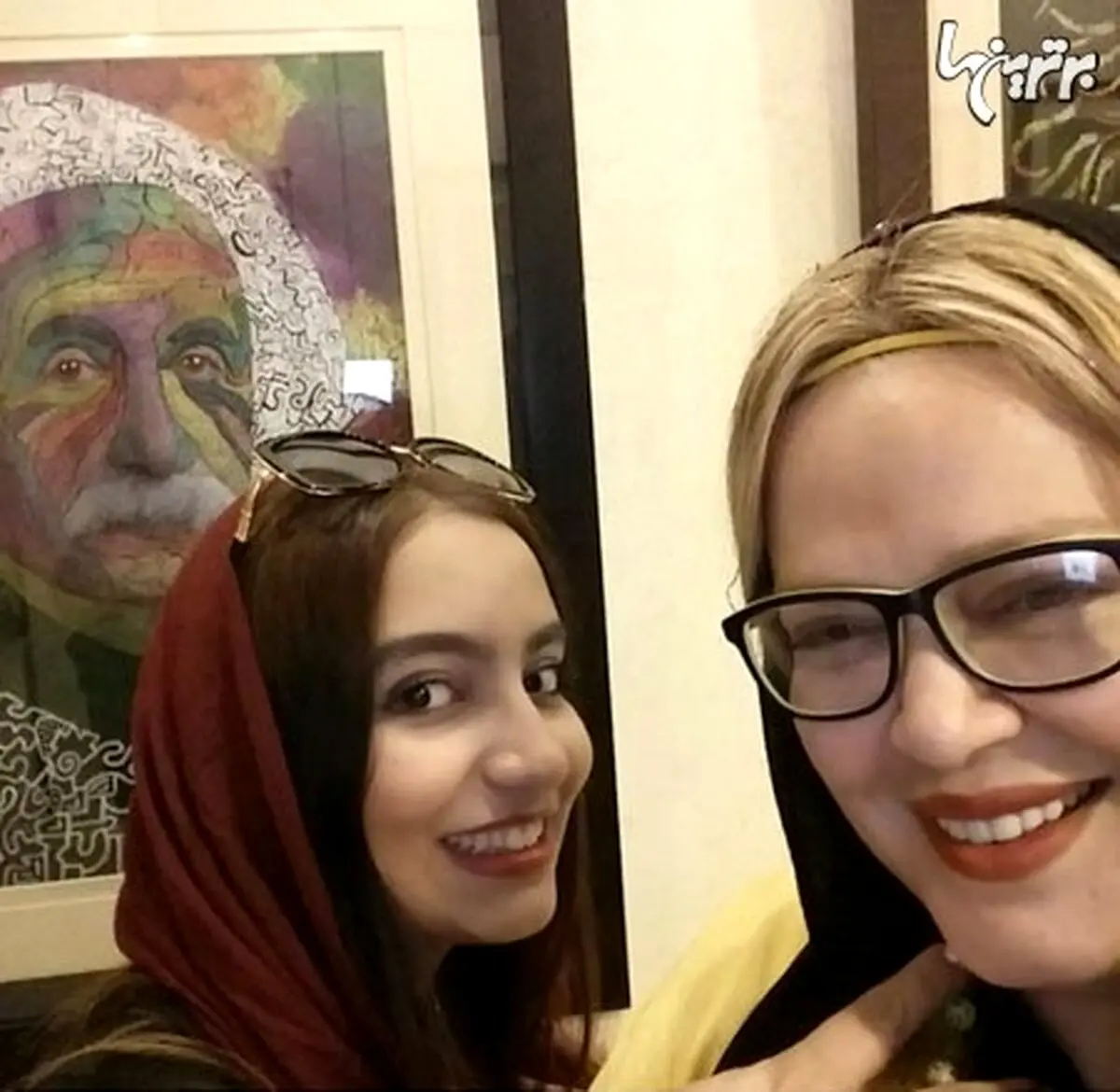 بهاره رهنما در کنار دختر مهراب قاسم خانی/عکس