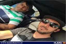 سلفی خودرویی کاپیتان استقلال/ عکس