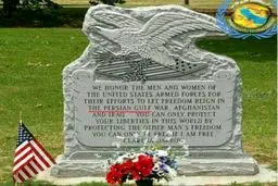 تصویر سنگ قبر سرباز امريكايي که نام خليج فارس بر روی آن حک شده