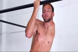 زندگی با بالاتنه نصفه + عکس