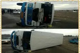 و باز هم تصادفی مرگبار از مینی‌بوس کارگران معدن آباده/ عکس