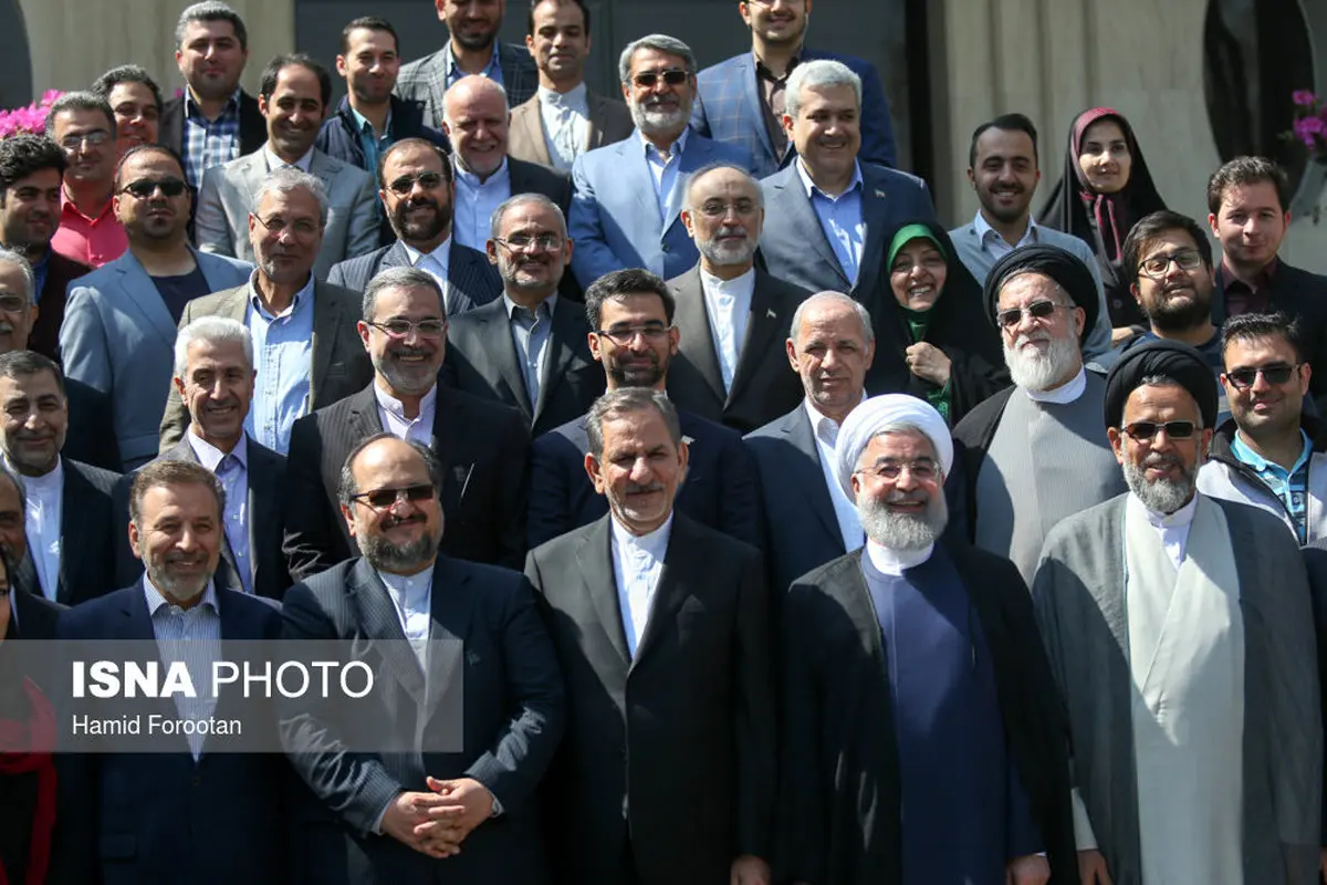 حال و هوای متفاوت حیاط دولت در آخرین جلسه سال۹۶