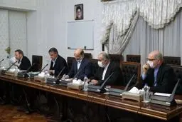 پای ماسک به جلسه مدیریت بحران کرونا هم رسید+ عکس