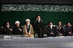 با حضور رهبر معظم انقلاب و در حسینیه امام خمینی(ره)؛دومین شب مراسم عزاداری حضرت اباعبدالله الحسین (ع) برگزار شد