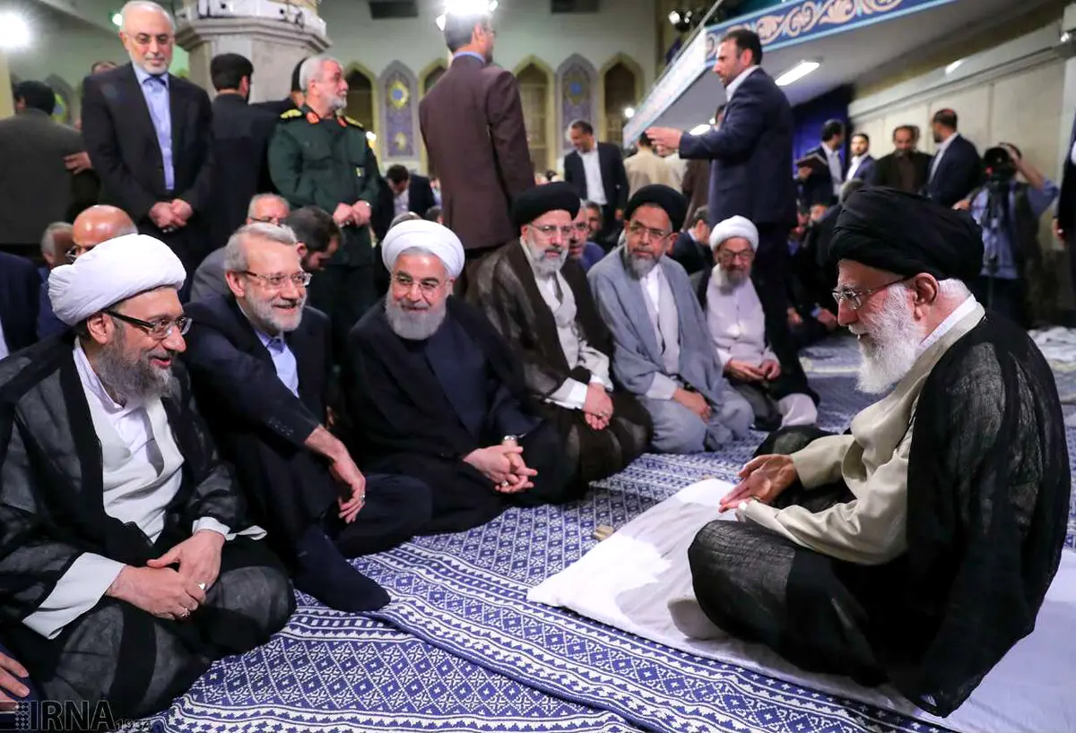 عکس/ تصویری جالب از دیدار مسئولان نظام با رهبر انقلاب