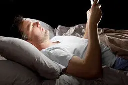 علت و درمان بی خوابی شبانه