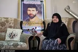 عیادت از مادر شهید صیاد شیرازی/تصاویر