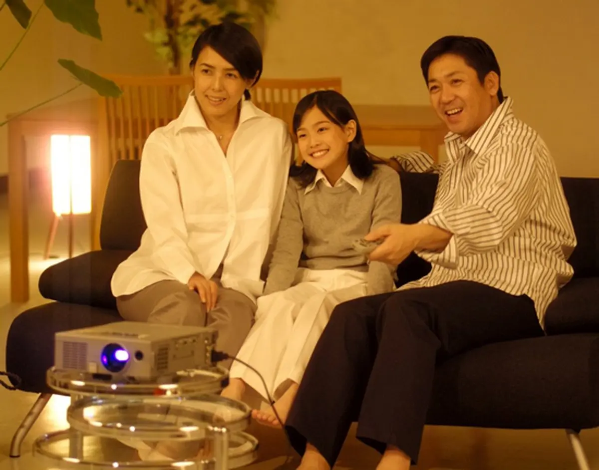 این مرد بیش از ۱۰۰ همسر قلابی دارد! + عکس