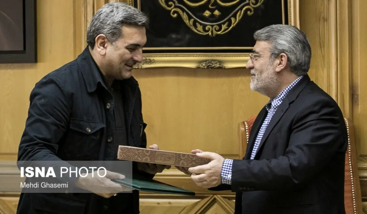 اعطای حکم شهردار تهران توسط وزیر کشور / تصاویر