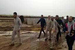سردار سلیمانی: همه مردم ایران به مردم خوزستان و لرستان بدهکار هستند/ باید کمک‌رسانی به مردم سیل‌زده سامان‌دهی شود