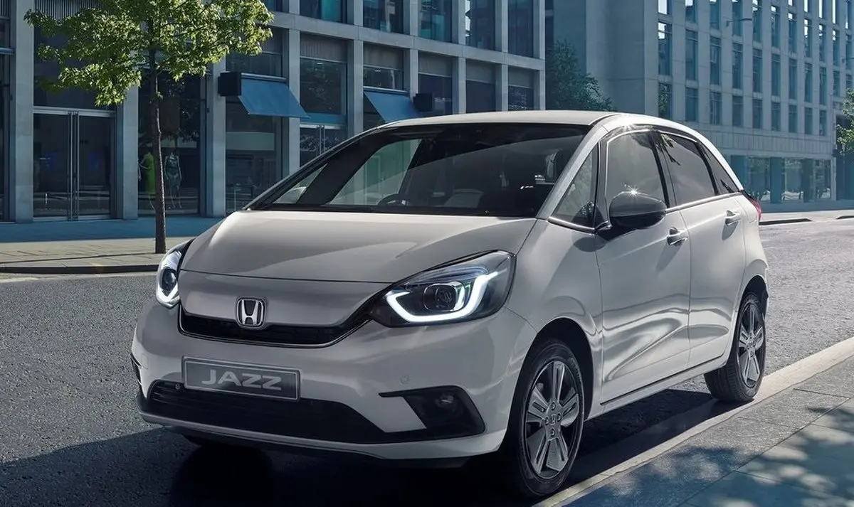 کدام خودروهای خارجی رقیب قیمتی دنا پلاس توربو اتوماتیک هستند؟