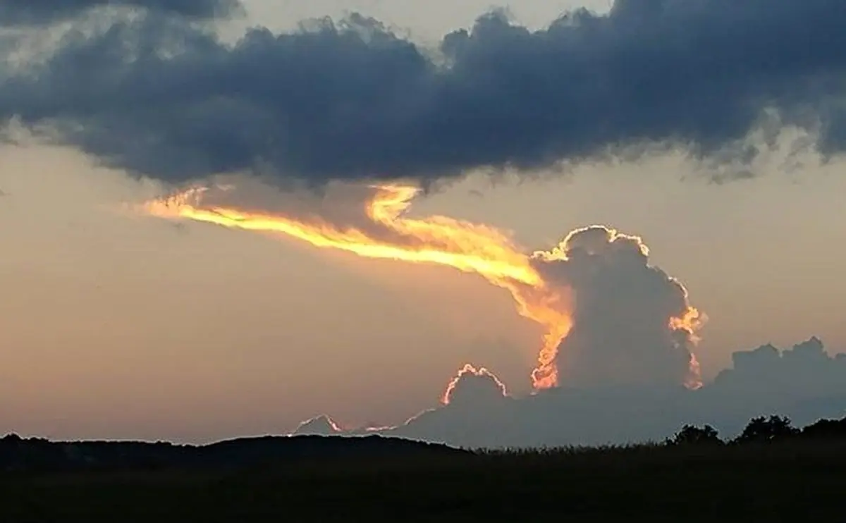 تنفس اژدها / عکس