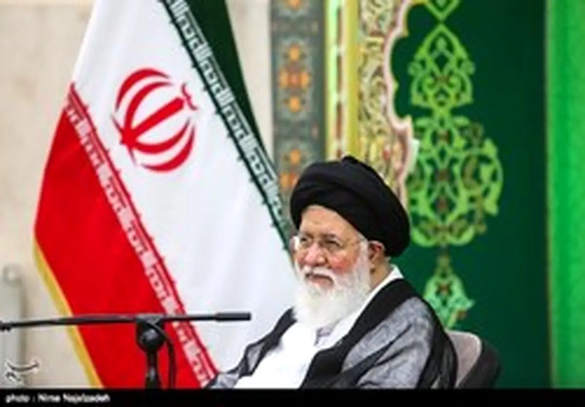 مخالفت آیت‌الله علم‌الهدی‌ با تبلیغات انتخاباتی: پول خرج‌کردن برای تبلیغات نمایندگی یعنی رقابت در قدرت و با اندیشه و اعتقاد اسلامی سازگار نیست