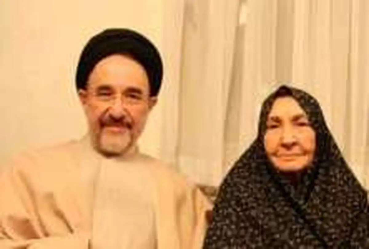 سید محمد خاتمی به دیدار مادر خود رفت‎/عکس