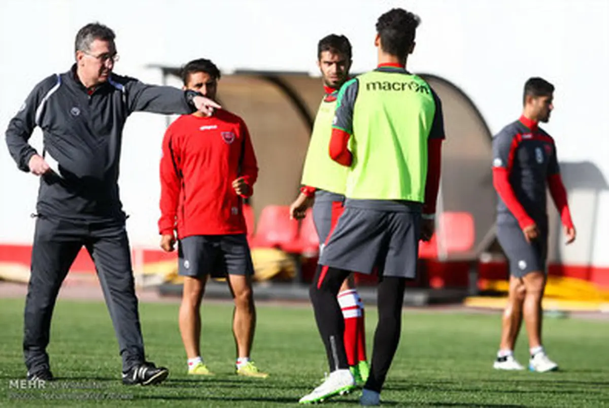 تمرین تیم فوتبال پرسپولیس تهران با حضور کادر فنی جدید به روایت تصویر