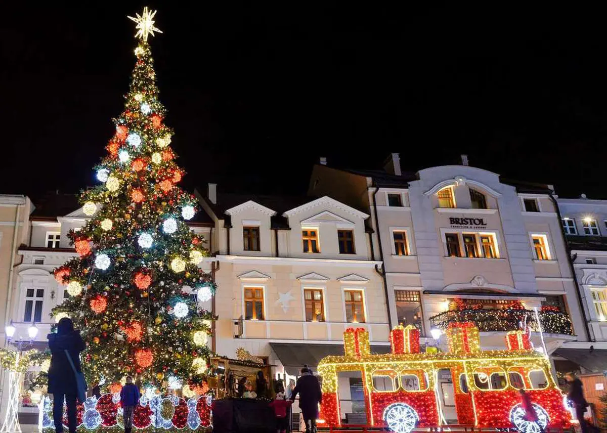 تصویری جالب از یک درخت کریسمس