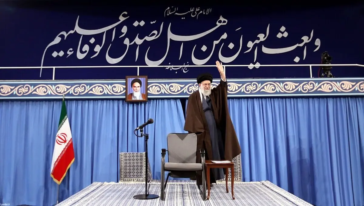 دیدار وزیر و جمعی از کارکنان وزارت اطلاعات با رهبری/تصاویر