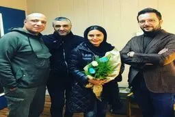 عکس یادگاری الناز شاکردوست با یک پرسپولیسی
