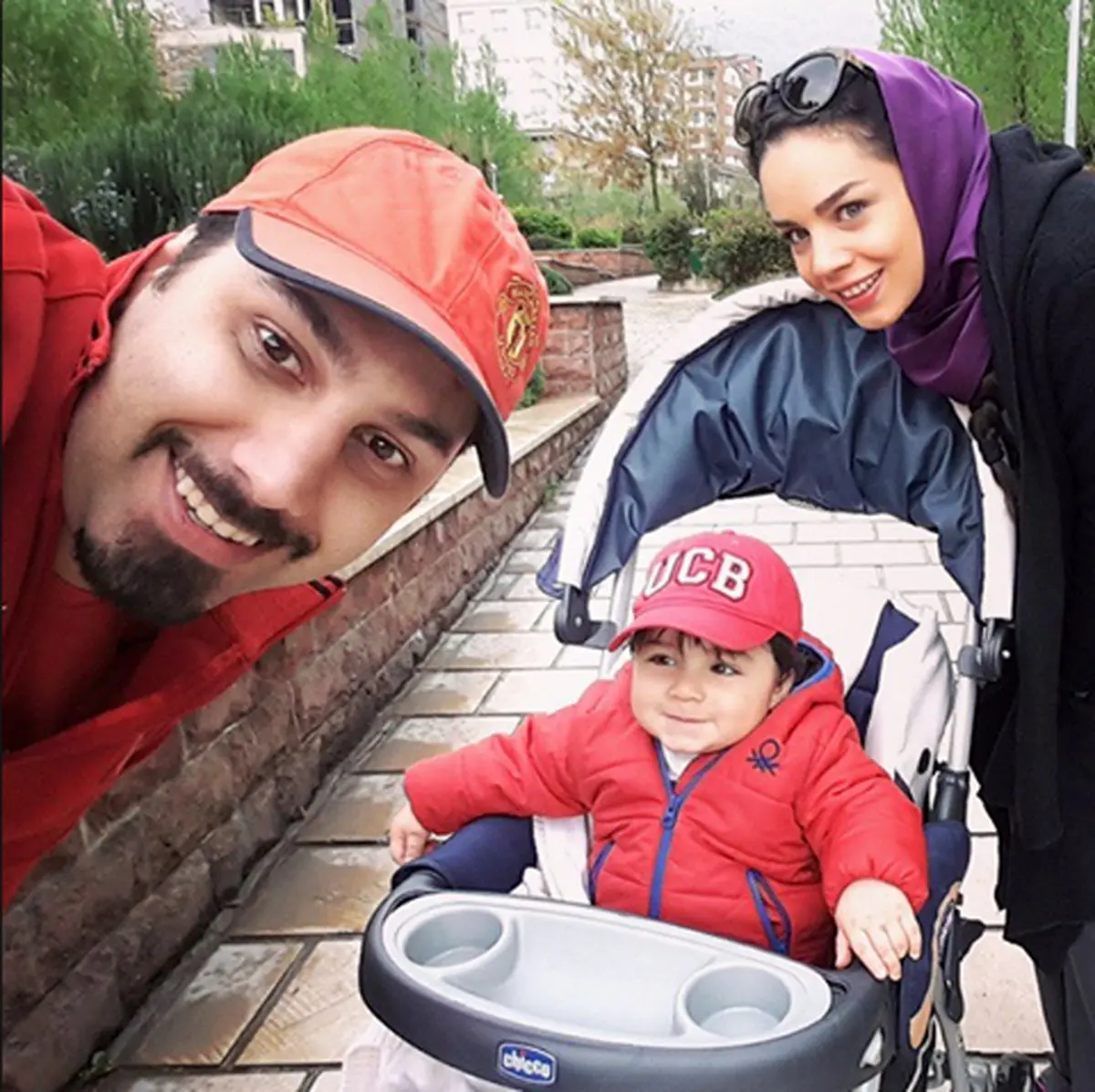 احسان خواجه امیری در کنار همسر و پسرش/عکس
