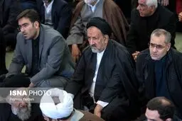عکسی از حضور یک چهره اصلاح‌طلب پای خطبه‎های امام جمعه جدید تهران