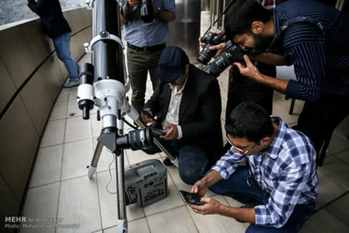 چند سکانس تصویری از استهلال ماه مبارک رمضان