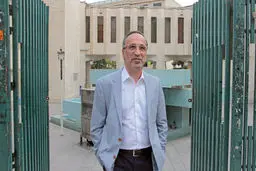 واعظی آشتیانی: احمدی‌نژاد دنبال بهانه‌ای برای اپوزیسیون‌شدن است /حمله احمدی نژاد به برادران لاریجانی تسویه حساب سیاسی است/صداوسیمای لاریجانی نقش مهمی در مشهور شدن احمدی نژاد داشت /یعنی چه که می گویند مدرک داریم اما به قوه قضاییه نمی دهیم؟ /حرف هایشان دربا