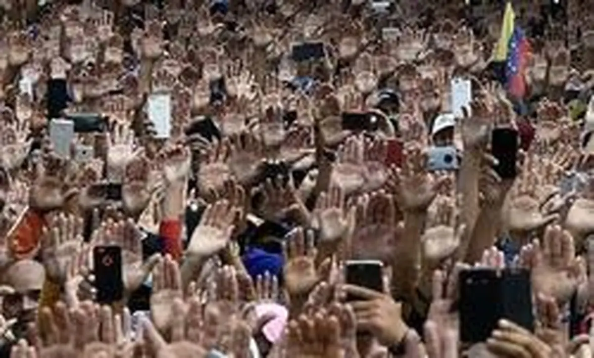 احساسات ترامپ و احتمال بروز جنگ در سرزمین نفت‌خیز چاوز/ سلطانی: آمریکای‌لاتین در حال خداحافظی با گرایش‌های چپگرایانه است