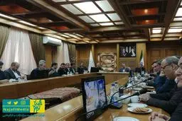 تکیه زدن شهردار اصلاح طلب بر صندلی قالیباف /عکس
