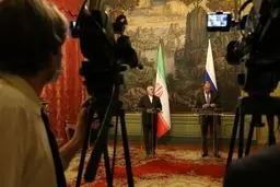 چشمان نگران واشنگتن از چرخش ایران به شرق/ چرا سفر ظریف به مسکو اهمیت دارد؟