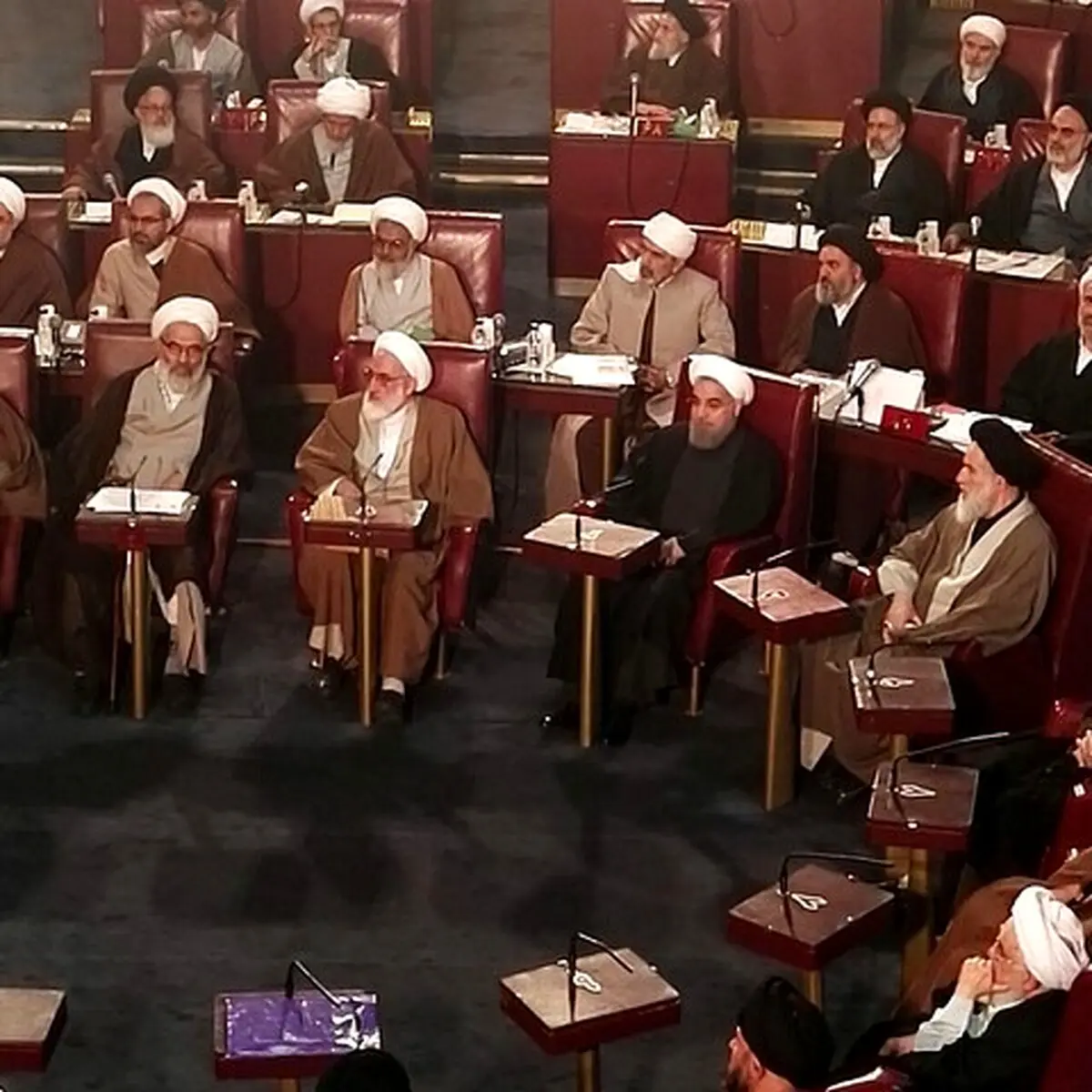 روحانی و رئیسی در اجلاسیه مجلس خبرگان رهبری/عکس