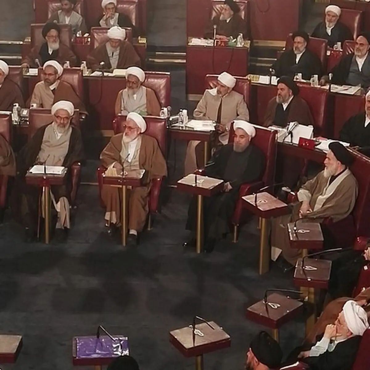 روحانی و رئیسی در اجلاسیه مجلس خبرگان رهبری/عکس