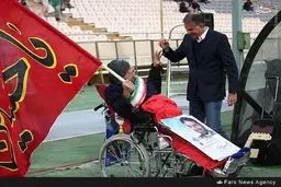 خوش و بش کی‌روش با یک جانباز /عکس