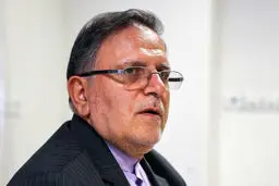 نظر رئیس کل بانک مرکزی درباره دلار بالای ٤٠٠٠ تومان