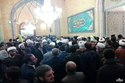 ازدحام در حرم‌حضرت معصومه در مراسم بزرگداشت آیت الله هاشمی/عكس