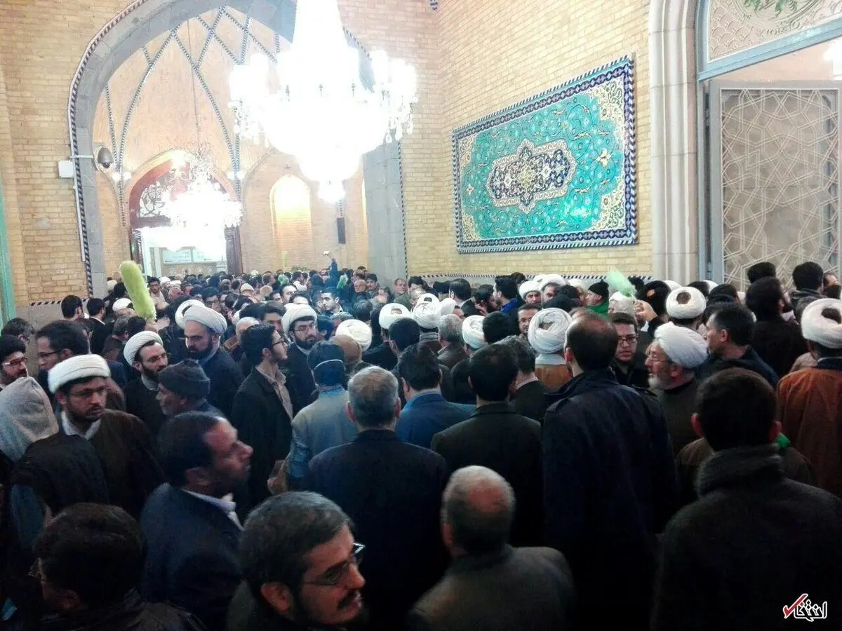ازدحام در حرم‌حضرت معصومه در مراسم بزرگداشت آیت الله هاشمی/عكس