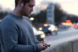 سامسونگ هدفون بی‌سیم مانند اپل برای گلکسی اس ۸ می‌سازد