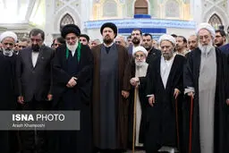 قالیباف، رییسی و جنتی و .... به مرقد امام رفتند/تصاویر