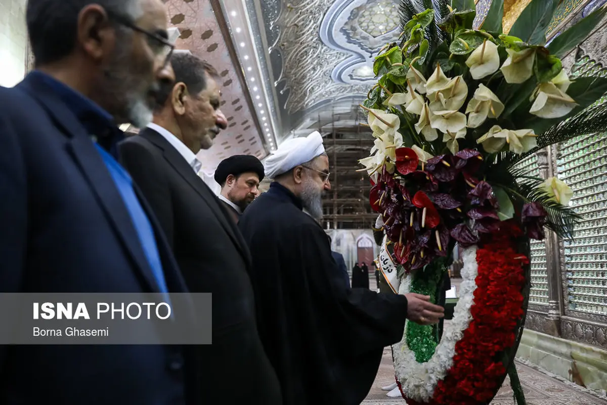 تجدید میثاق حسن روحانی و اعضای هیات دولت با آرمان‌های امام راحل/تصاویر