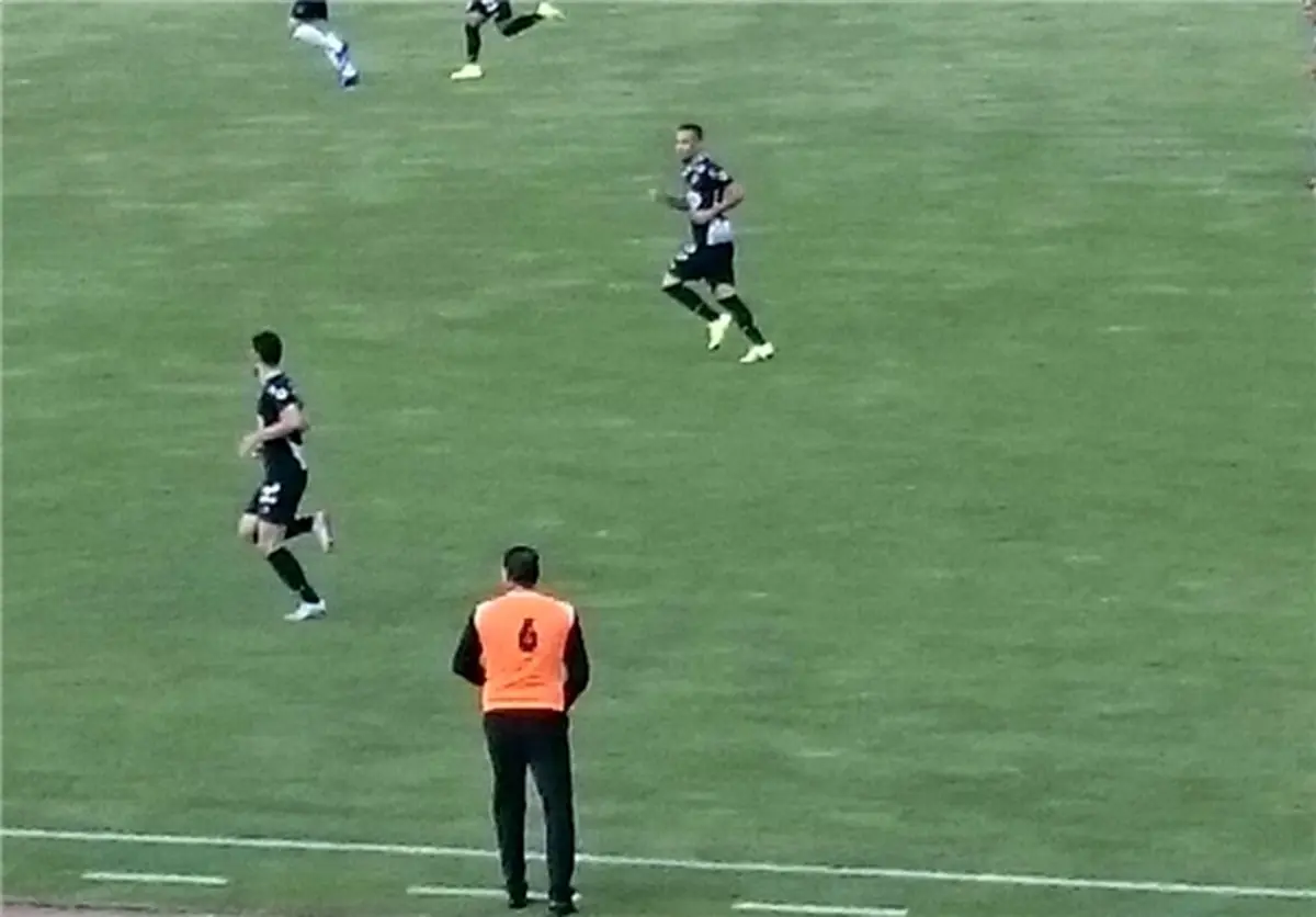 تیپ عجیب سرمربی صبا+عکس