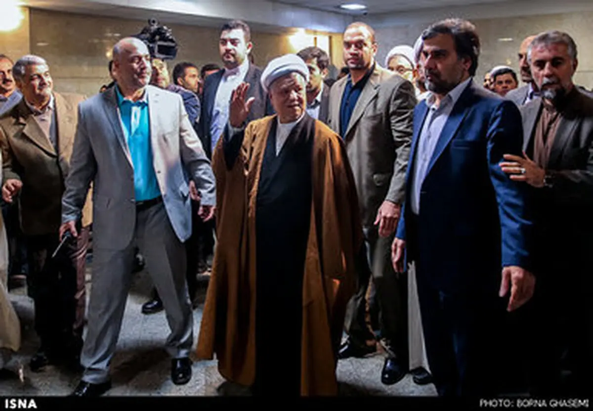 حواشی ثبت‌نام آیت‌الله هاشمی‌رفسنجانی برای مجلس خبرگان/تصاویر