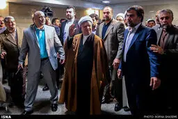 حواشی ثبت‌نام آیت‌الله هاشمی‌رفسنجانی برای مجلس خبرگان/تصاویر
