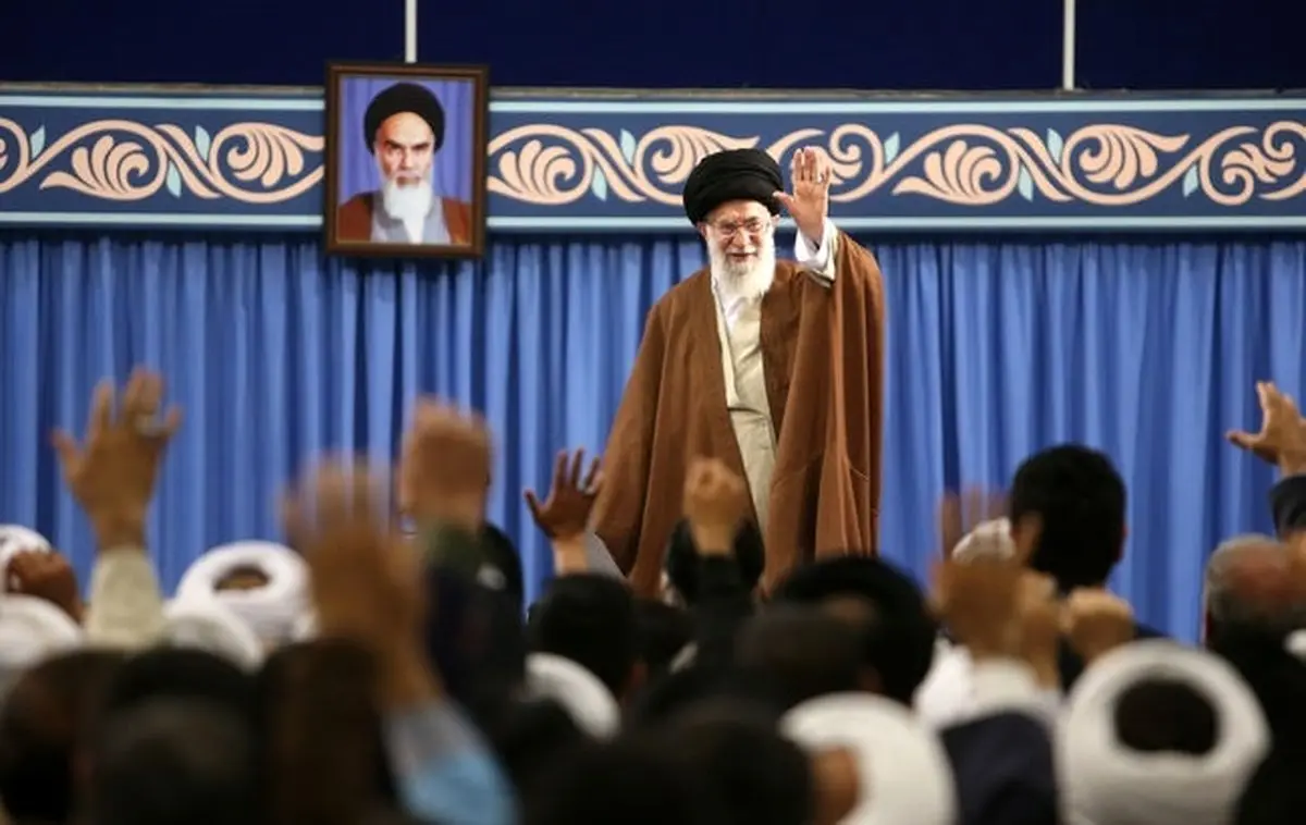 دیدار شرکت‌کنندگان کنگره «نقش شیعه در پیدایش و گسترش علوم اسلامی» با رهبر انقلاب/تصاویر