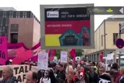 ببینید: اعتراض آلمانی‌ها برای فروش سلاح به عربستان