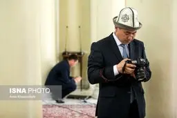 تیپ یک خبرنگار در دیدار رئیس مجلس/عکس