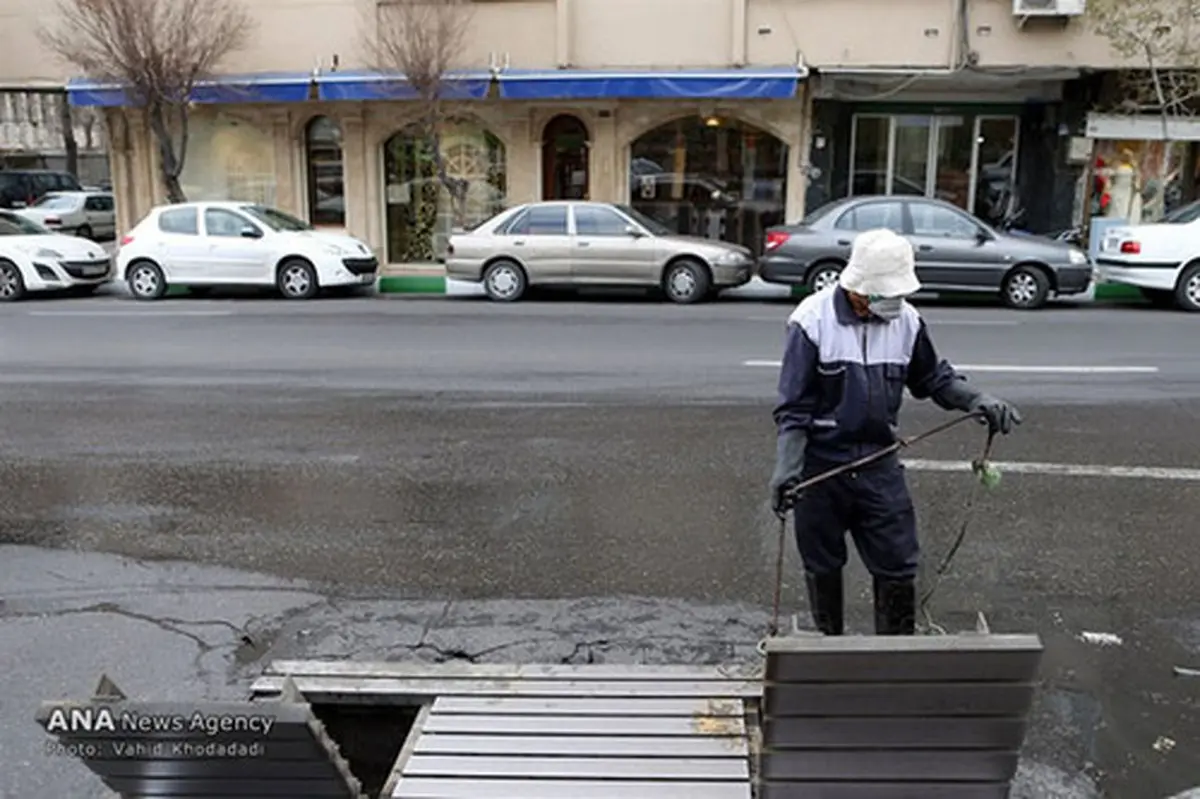 صحنه ای زشت زیر پای خیابان (عکس)