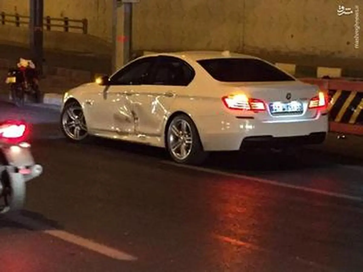 تصادف شدید دو خودروی لوکس در تهران/تصاویر