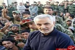 سلفی نیروهای داوطلب در سوریه با سردار سلیمانی/عکس