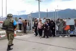 تحولات قفقاز| نمایش غنائم جنگی و ترس پناهندگان ارمنی قره‌باغ از شرایط جدید